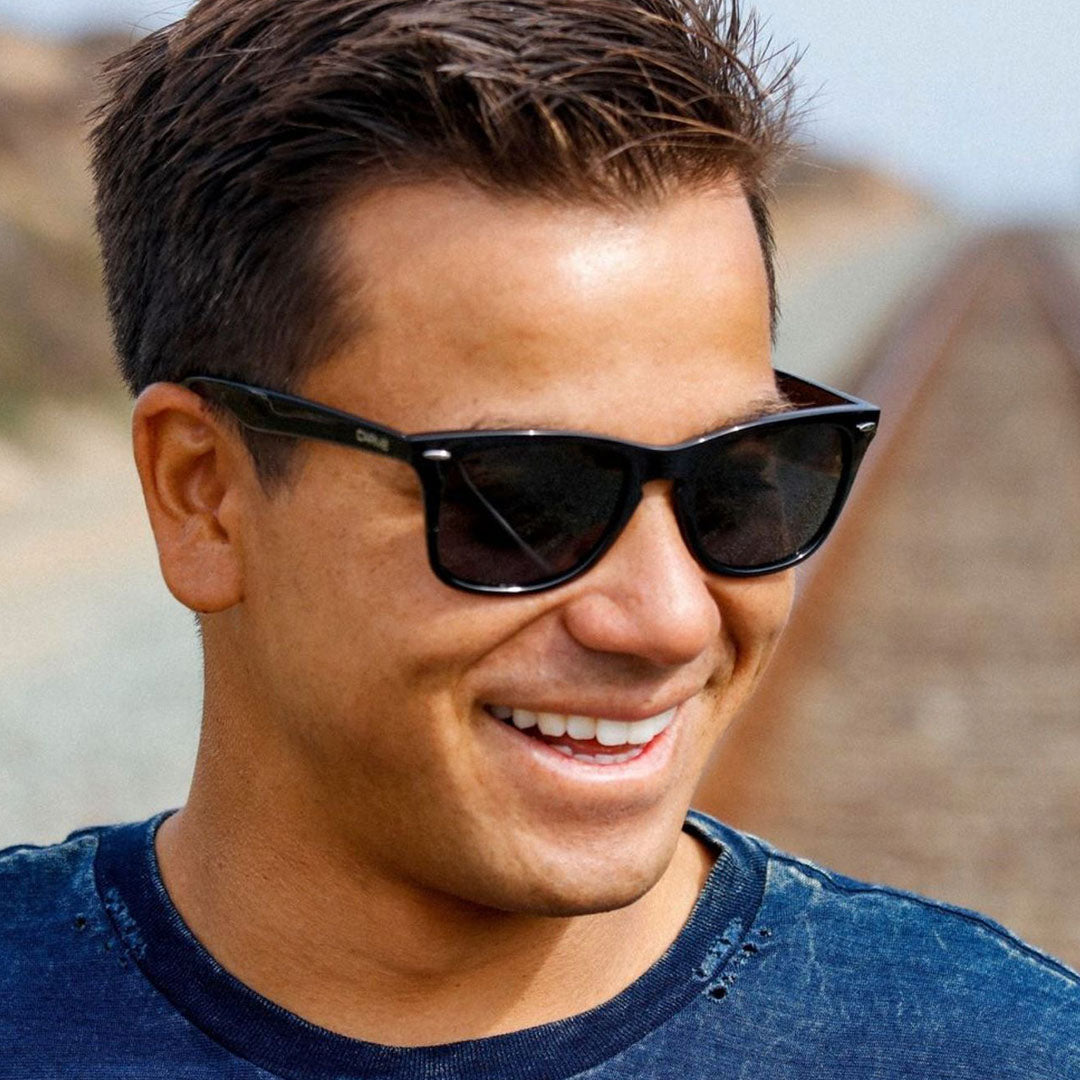 Wow Vision - Gloss Black with Gray Injected Polarized Lens