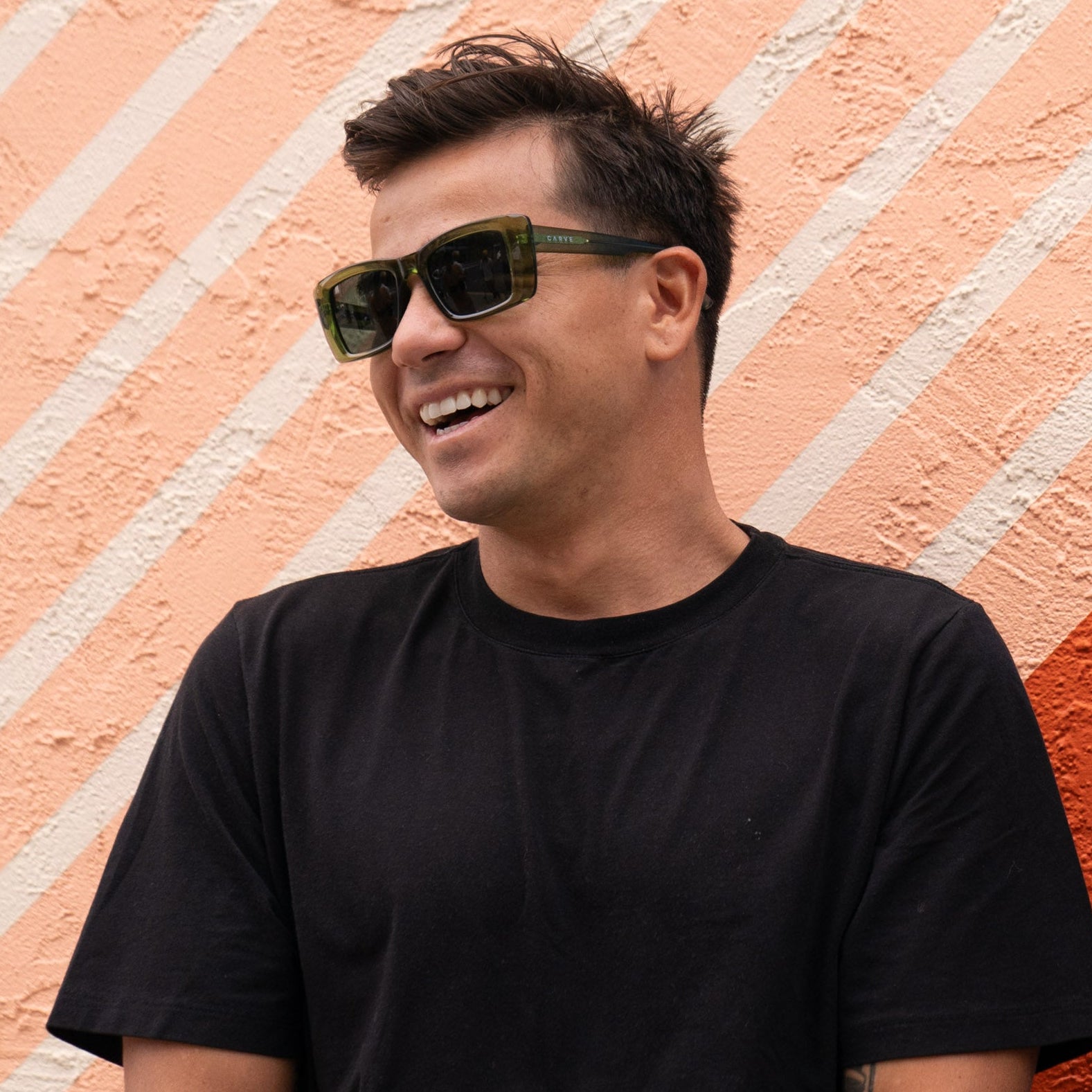 Hey Ho - Gloss Crystal Olive Leaf Frame Green Lens