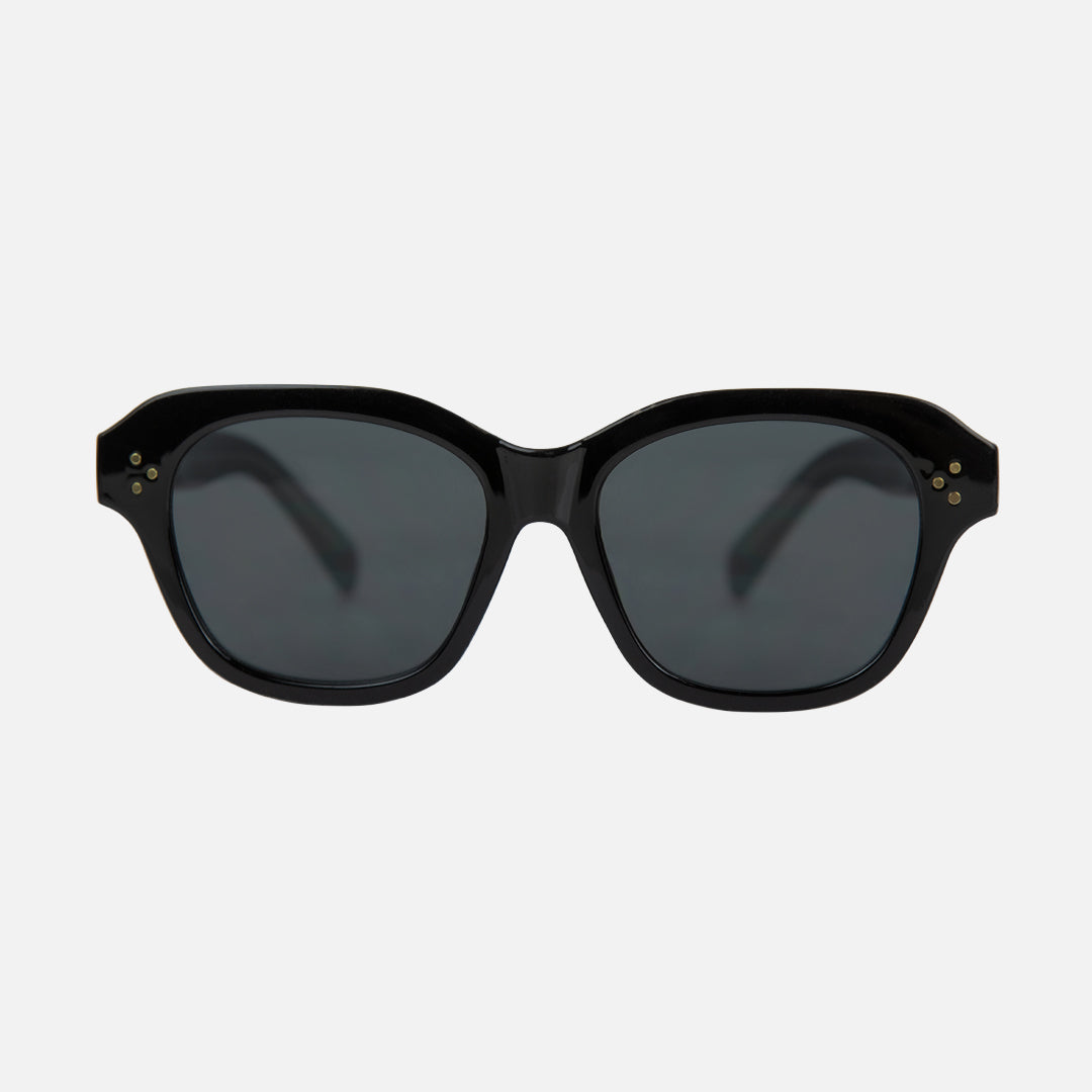 Cabarita - Gloss Black Frame with Gray Lens