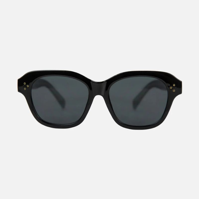 Cabarita - Gloss Black Frame Gray Lens