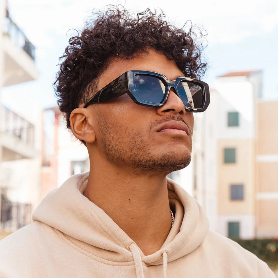 Catapult - Gloss Black Frame with Gray Lens