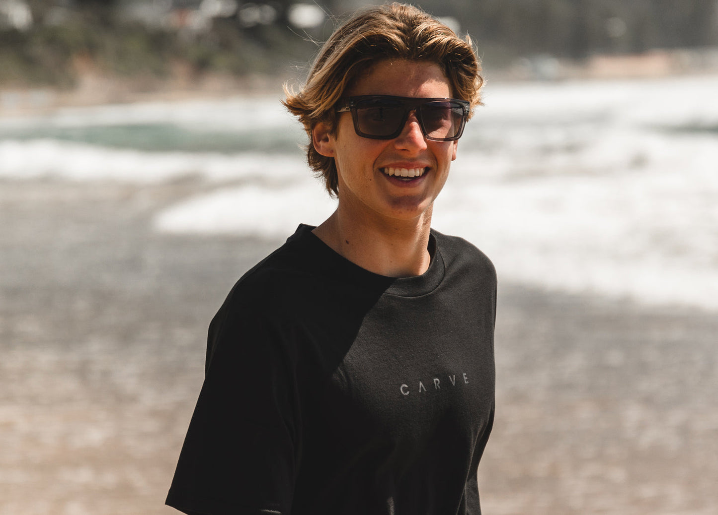 Volley ♻️ - Recycled Gloss Crystal Smoke Frame Grey Gradient Polarized Lens