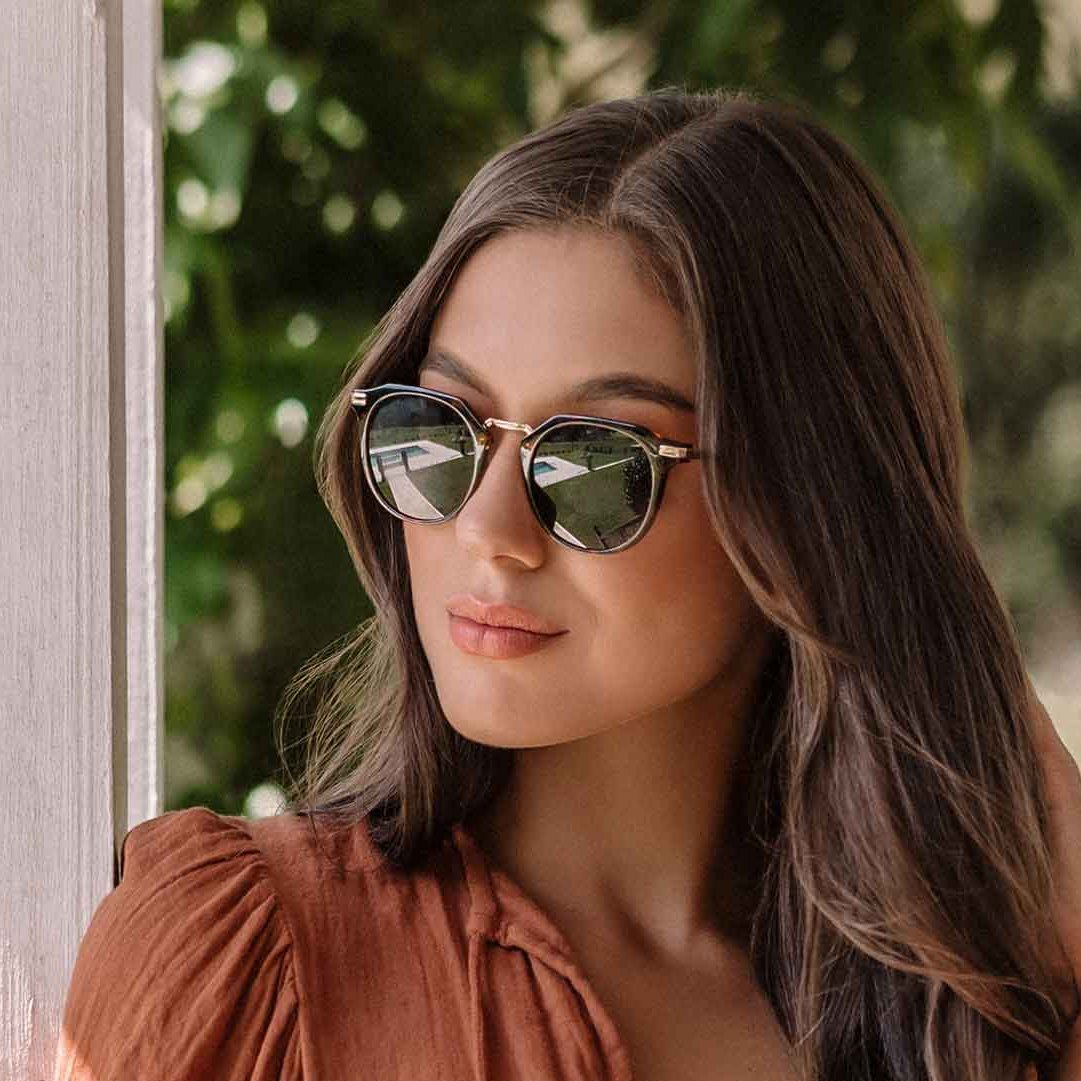 Frankie - Gloss Black Frame Dark Grey Injected Polarized Lens