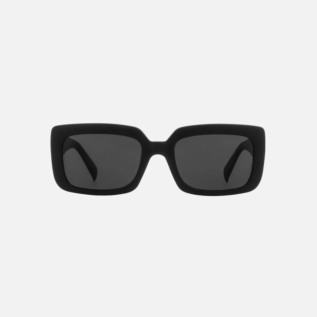 Laguna II - Matte Black with Gray Lens