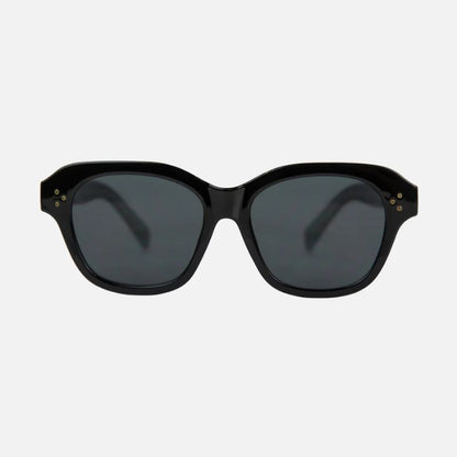 Cabarita - Gloss Black Frame Gray Lens